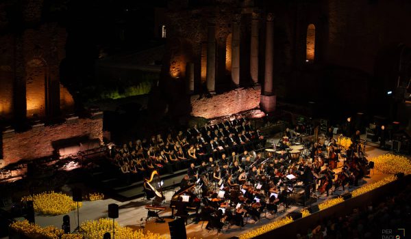 Taormina, serata al completo per la Turandot