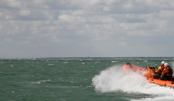 Riprese le ricerche del 22 enne disperso in mare